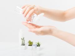 美白コスメでシミは消えるの? 美白コスメの役割りとは